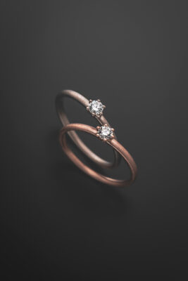 Verlobungsringe Wiesbaden. Verlobungsring in Weissgold / Rotgold. Heiratsantrag Verlobung Frankfurt Juwelier.