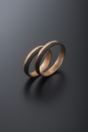 Trauringe Carbon Apricotgold 2026. Goldschmiede Lang. Eheringe besonderes Design. Trauringe Würzburg Eheringe